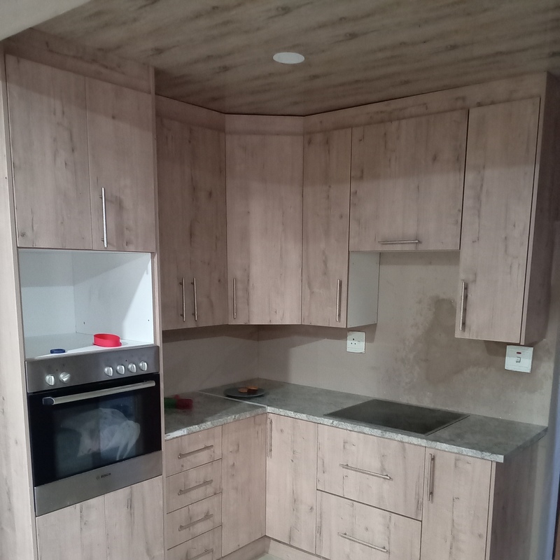 Brookhill with silver handles with Catalan